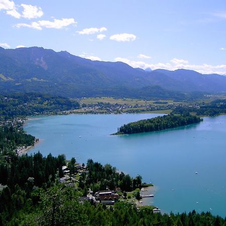 Gaestehaus Uggowitzer Drobollach am Faakersee Bagian luar foto